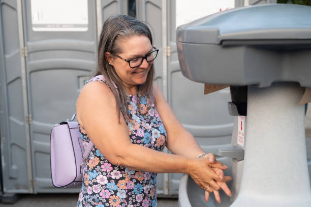 Best Wedding porta potty rental  in Dellwood, MN